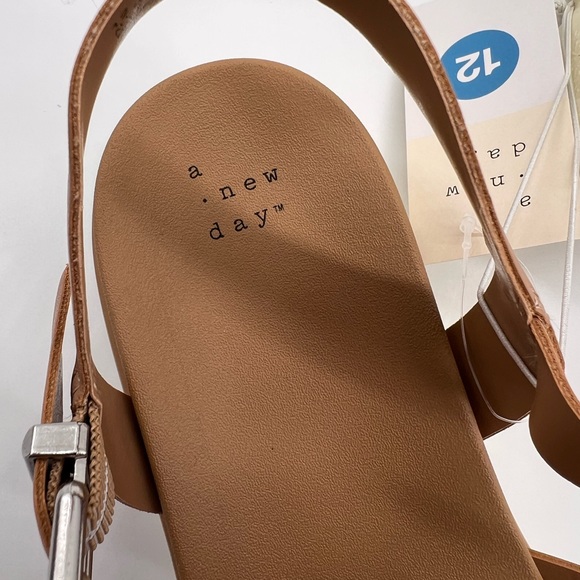 Women’s Brown Tan Platform Leather Sandals Ankle Strap Monroe Size 12 NEW - Picture 5 of 7